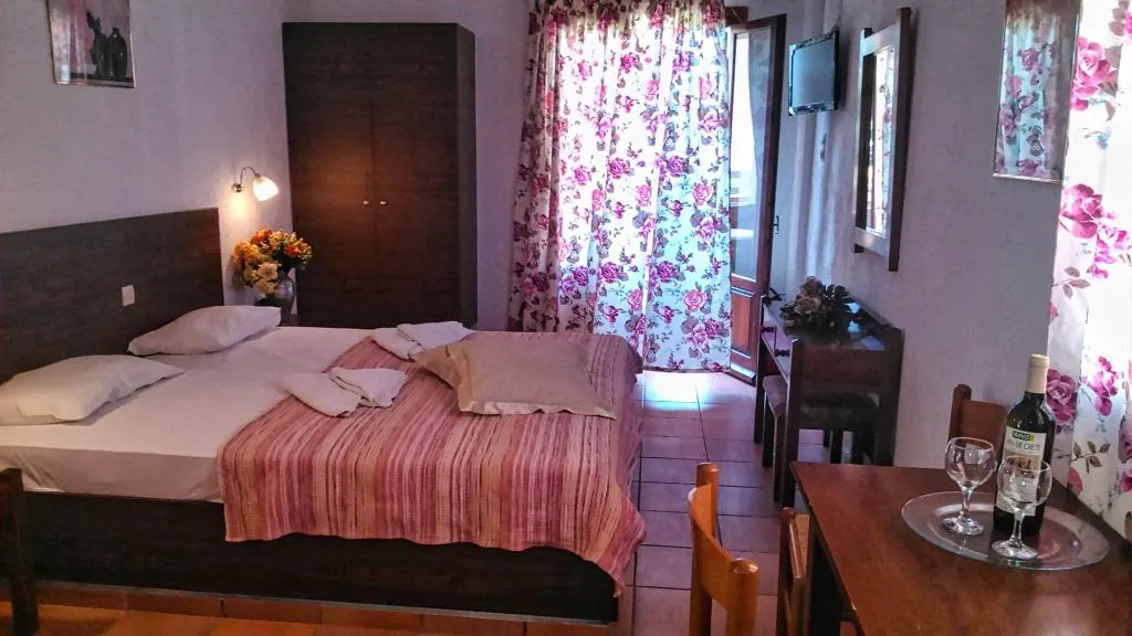 Room, Fotula Studios, Crete