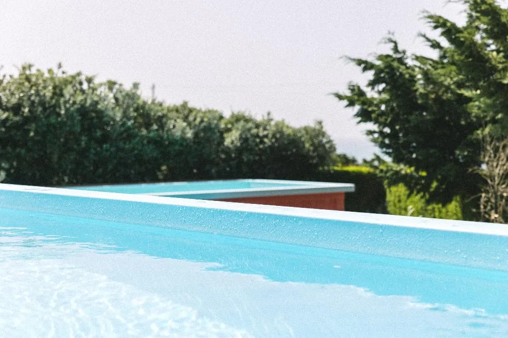 Pool, You and the sea, Lisbon
