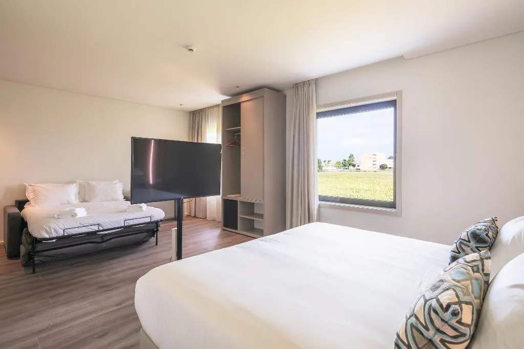 FAMILY ROOM STANDARD Room, Oporto Airport & Business Hotel, Porto