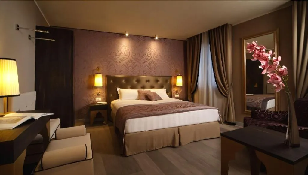 Room, Arcadia, Venice