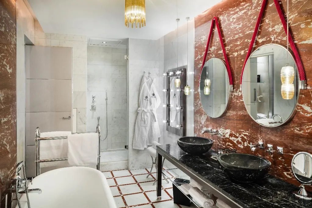 SUITE TWO BEDROOMS Room, Baglioni Hotel Regina, Rome