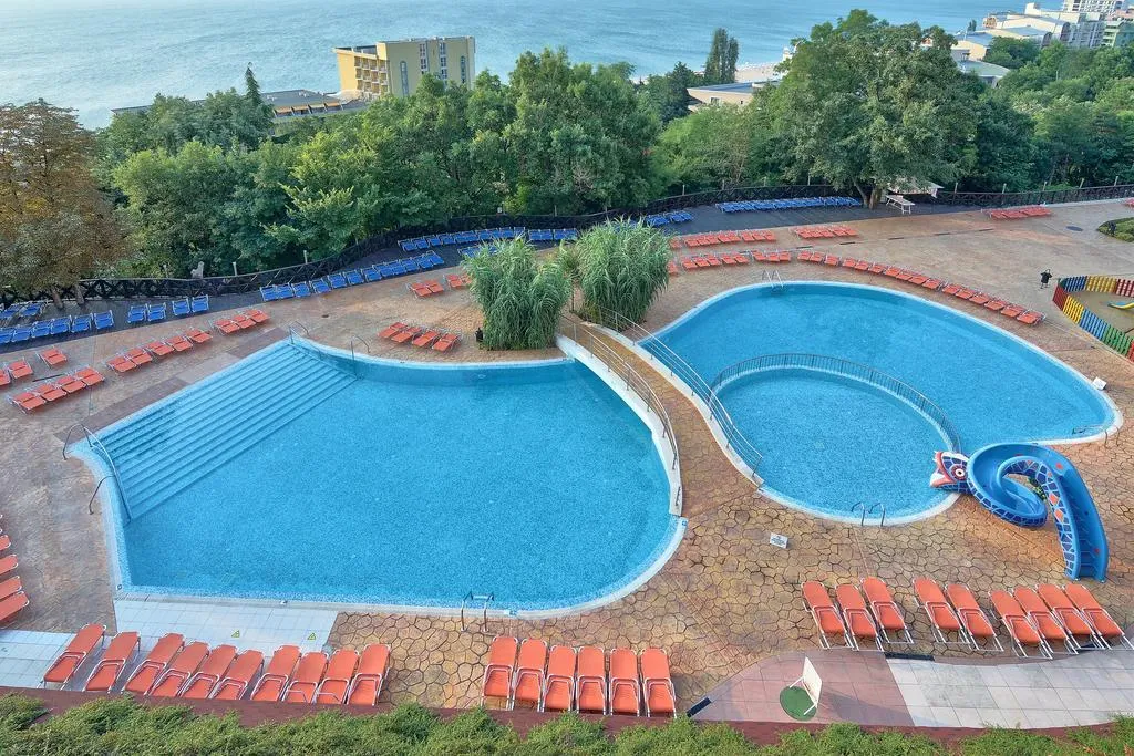 Pool, LTI Berlin Green Park, Varna