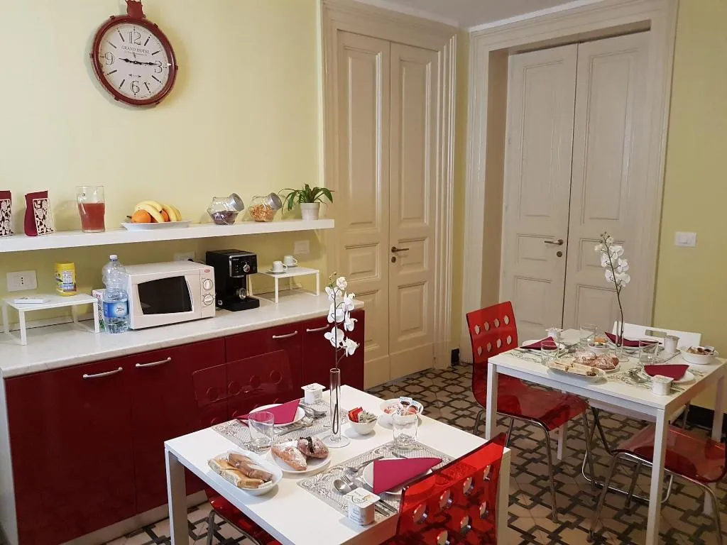Restaurant, Central Suites, Catania