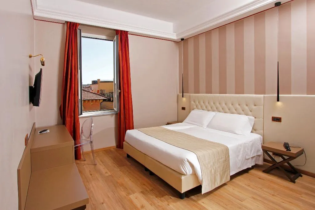 DOUBLE SUPERIOR Room, Hotel Arcangelo, Rome
