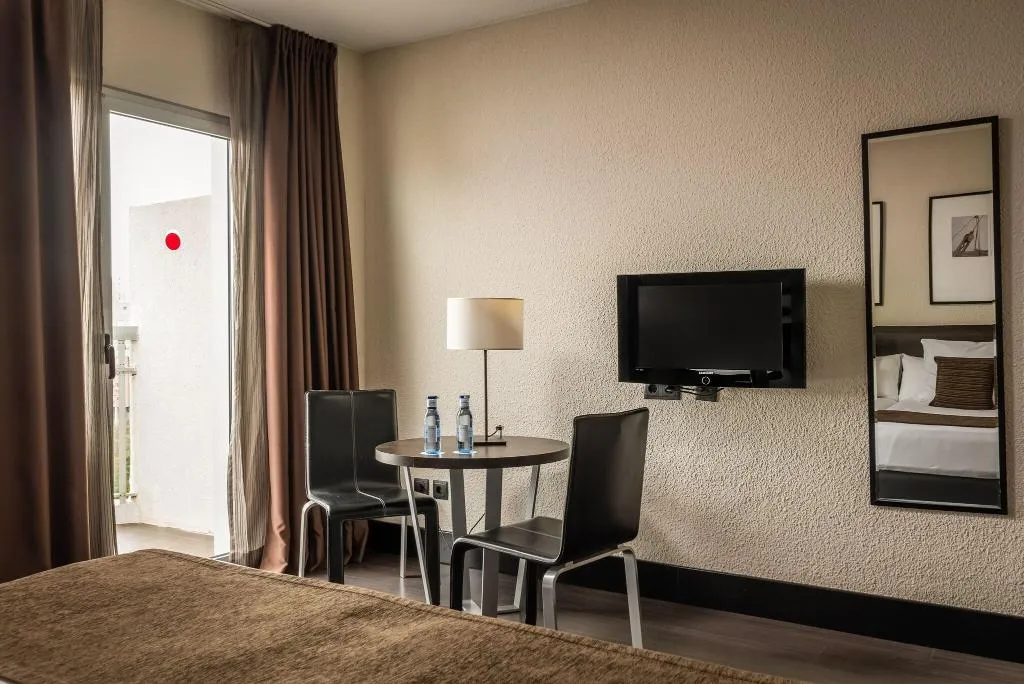 TWIN STANDARD Room, Medium Valencia, Valencia