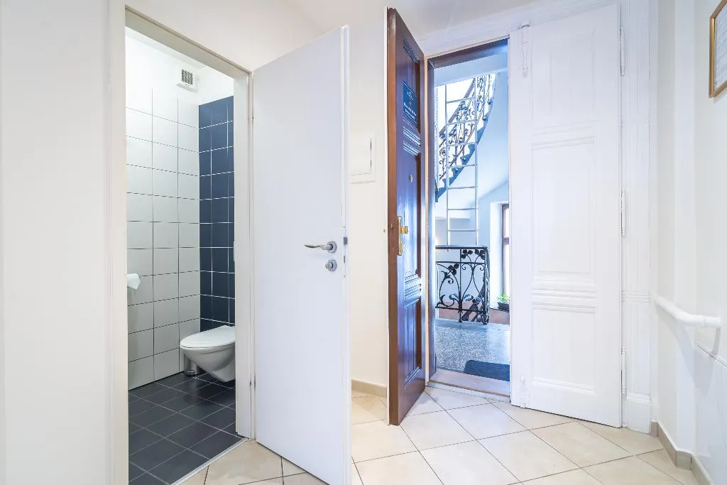 APARTMENT WITH BALCONY WITH VIEWS Room, Royal Road Residence, Prague