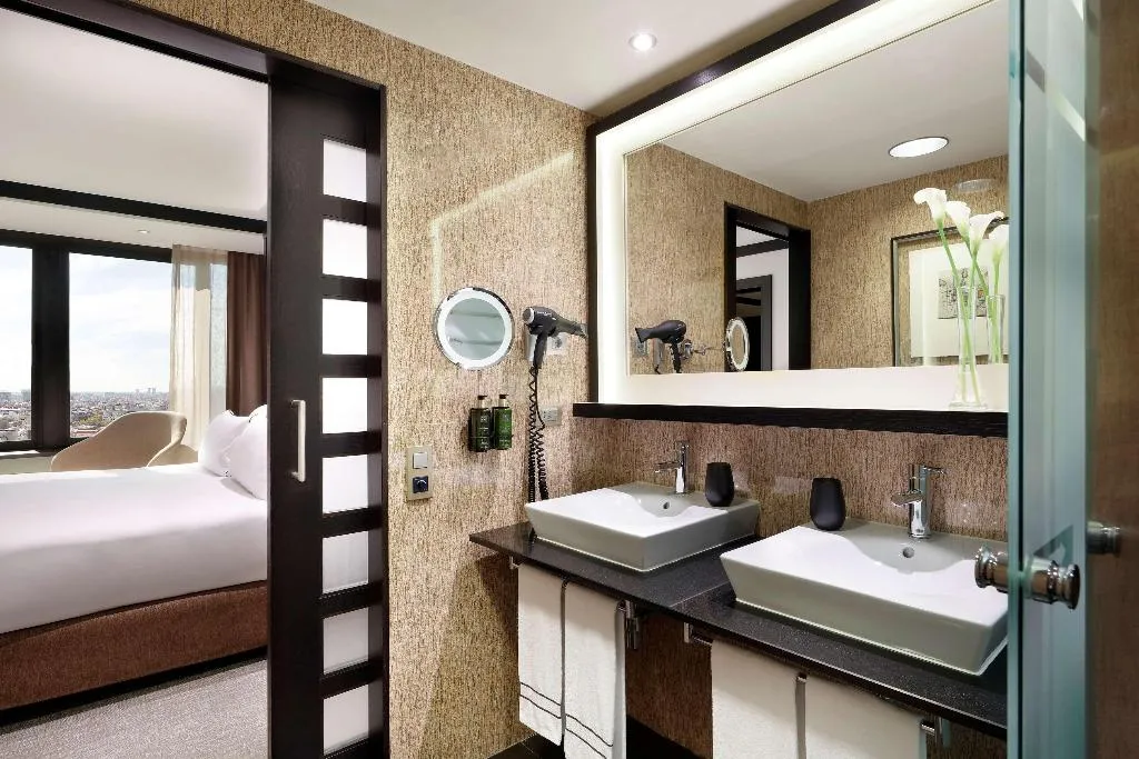 SUITE STANDARD Room, Melia Barcelona Sarria, Barcelona