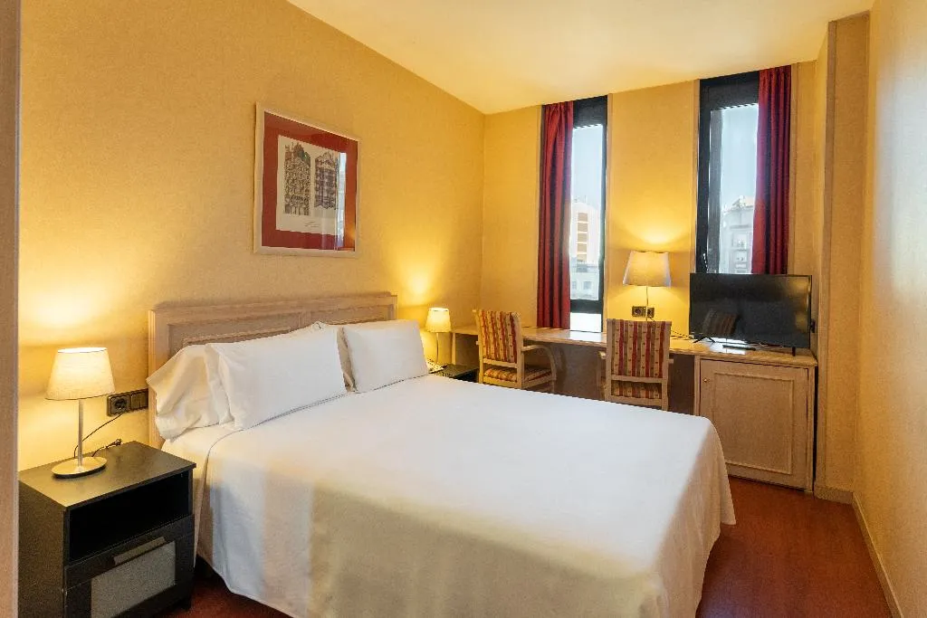 DOUBLE SINGLE USE STANDARD Room, Sunotel Junior, Barcelona