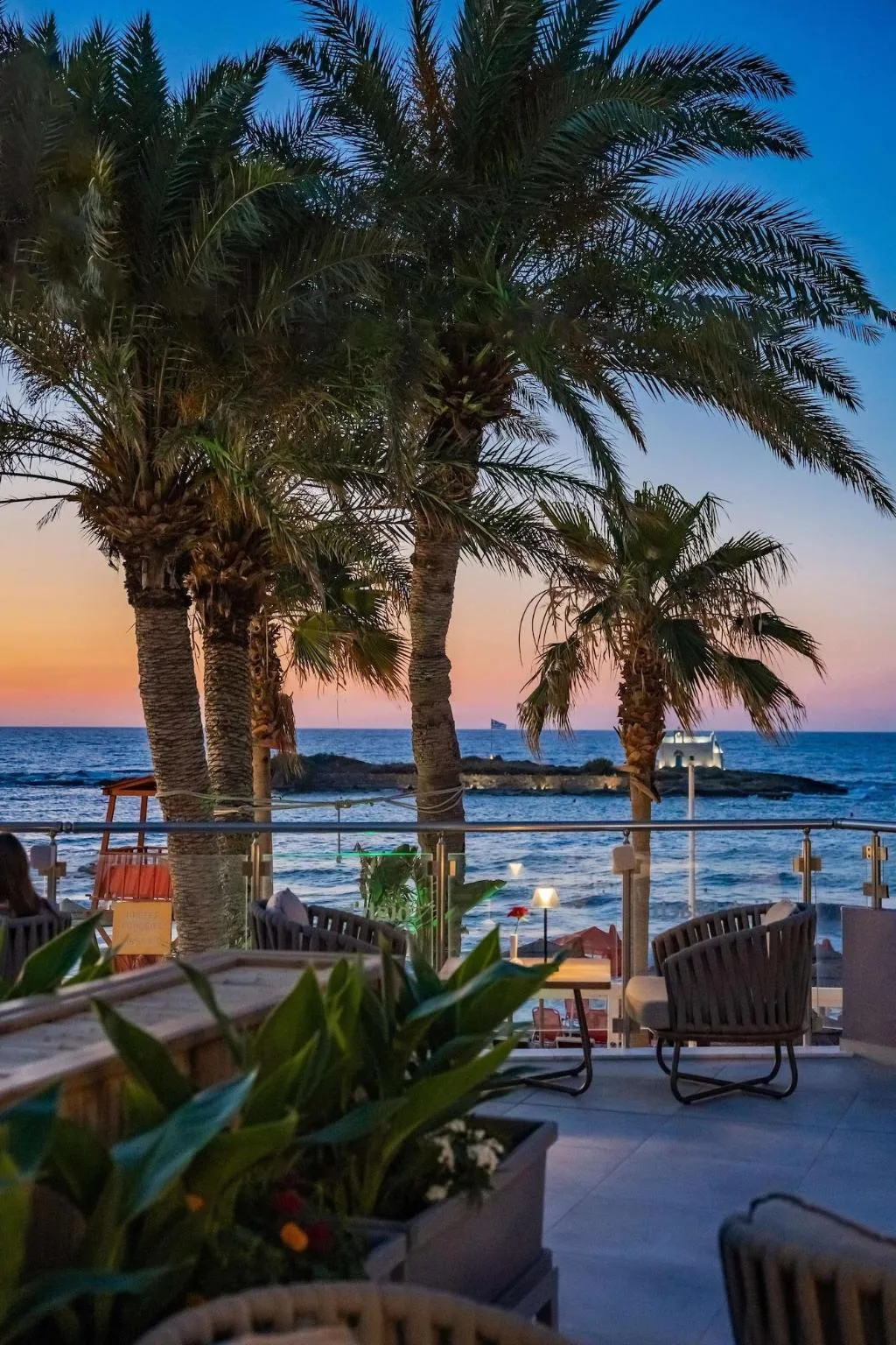 Bar, High Beach White, Crete