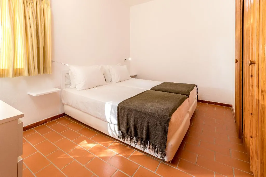 Room, Pinhal Da Marina, Algarve