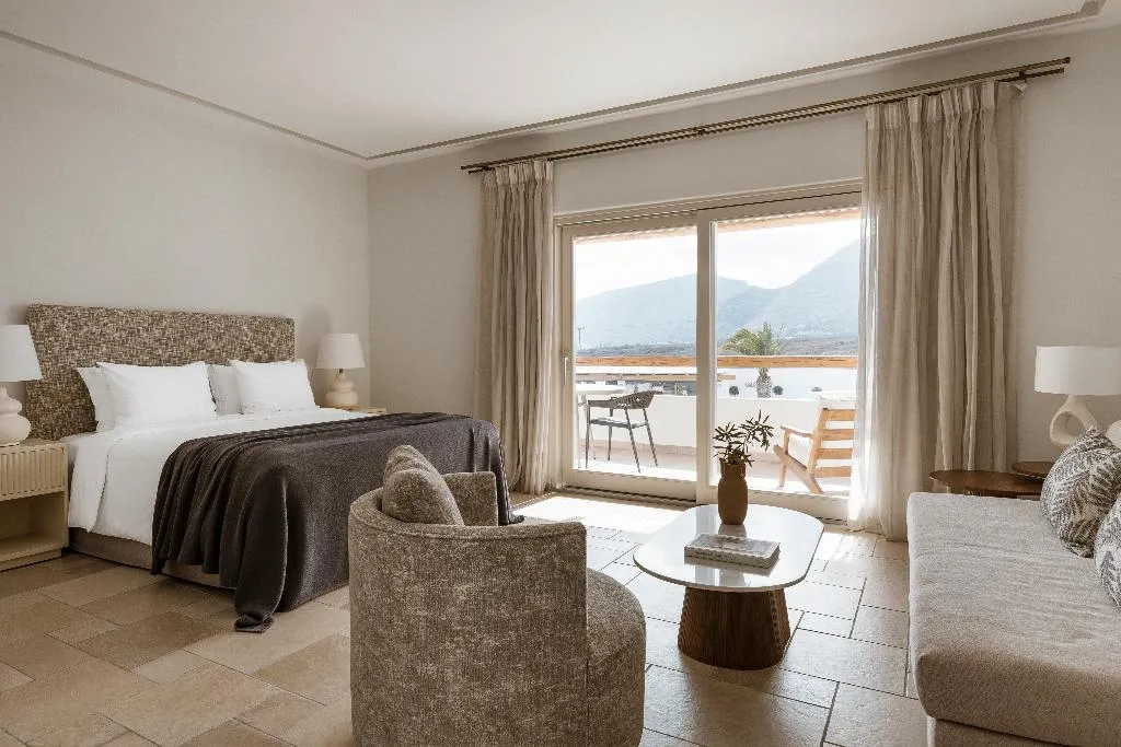 SUITE POOL VIEW Room, Amaria Beach Resort, Athens