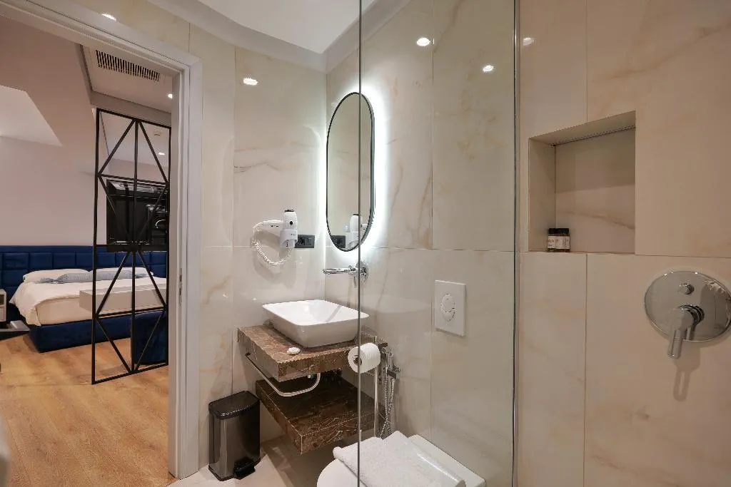 DOUBLE STANDARD Room, Hotel Oasis, Southern Albania