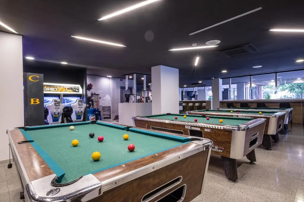 Sports and Entertainment, California Garden, Costa Dorada