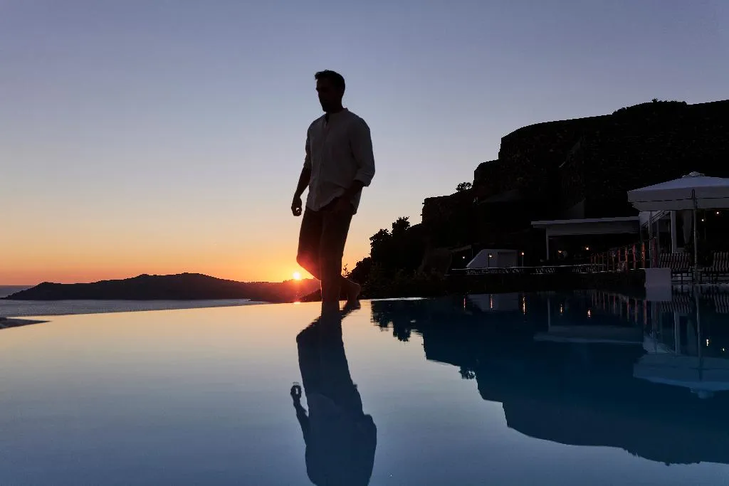 Pool, San Antonio, Santorini