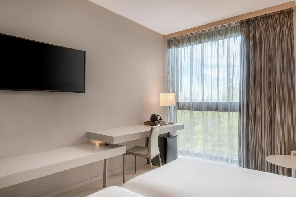 Room, AC Sant Cugat, Barcelona