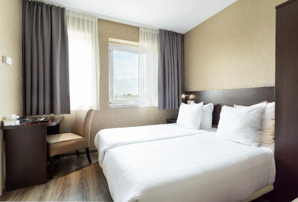 TWIN STANDARD Room, Espresso City Centre, Amsterdam