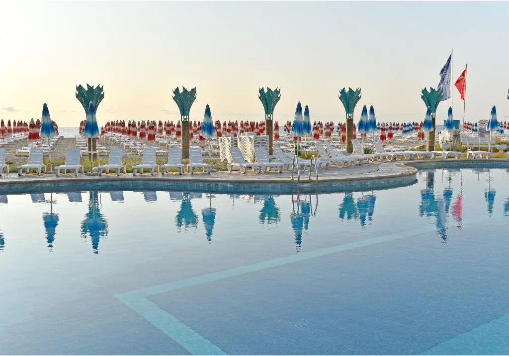 Pool, Boryana, Varna