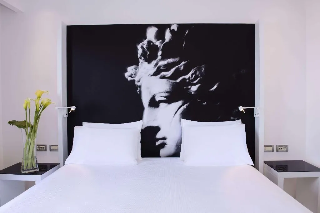 DOUBLE SUPERIOR SEA VIEW Room, Hilton Sorrento Palace, Naples