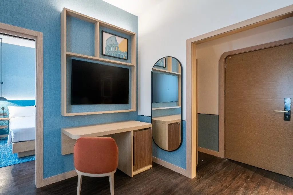 FAMILY ROOM CONNECTING ROOM Room, Hilton Garden Inn Rome Colosseum, Rome