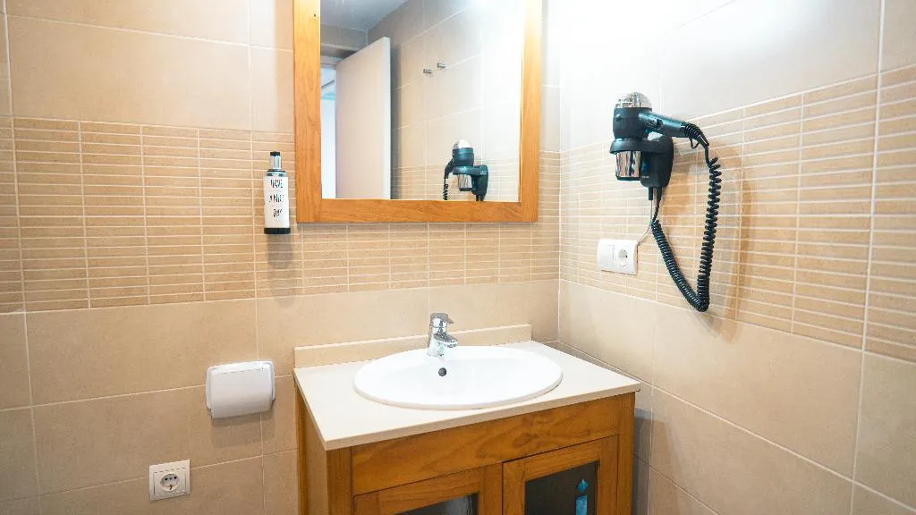 APARTMENT THREE BEDROOMS Room, Smartr Madrid Atocha, Madrid