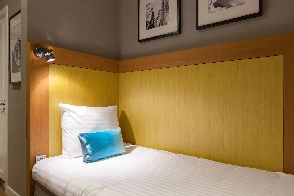 SINGLE BASIC Room, The Delphi - Amsterdam Townhouse, Amsterdam