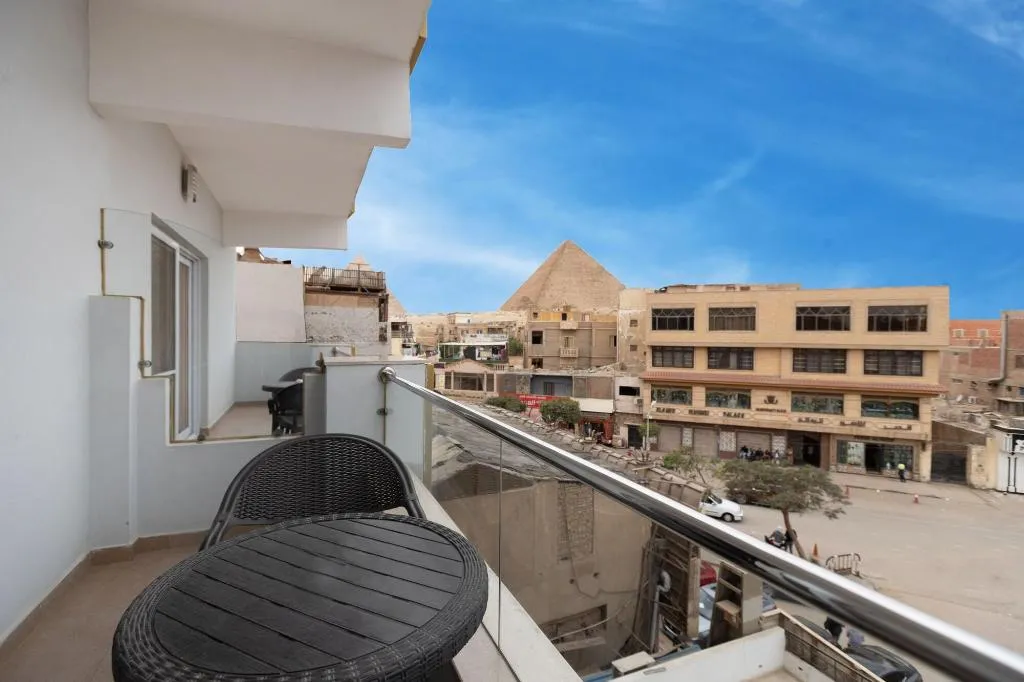 Room, Mamluk Pyramids Hotel, Cairo