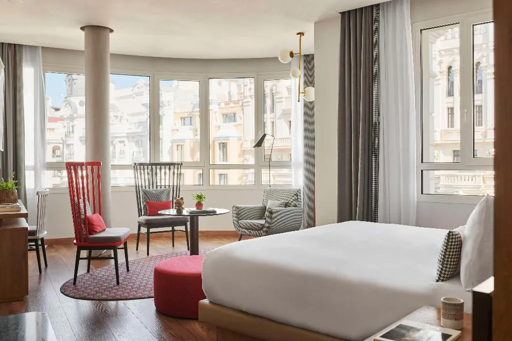 Room, Hyatt Centric Gran Via Madrid, Madrid