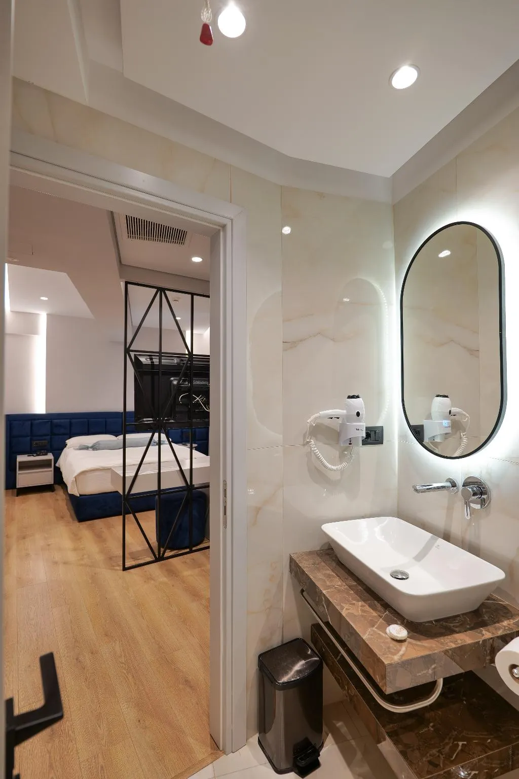 DOUBLE STANDARD Room, Hotel Oasis, Southern Albania