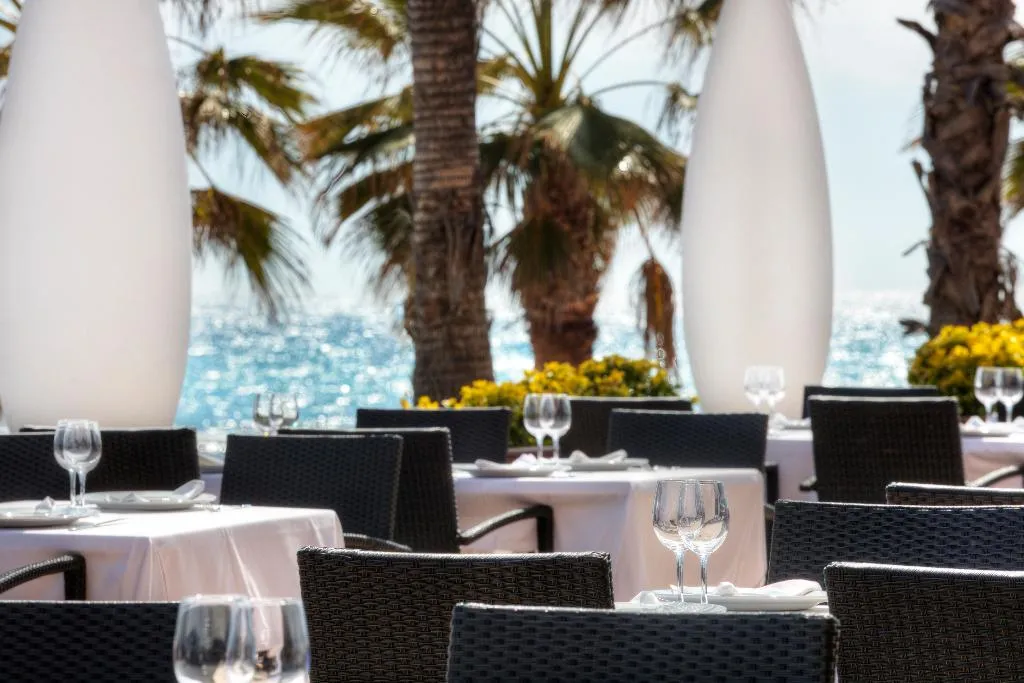 Terrace, Hotel Sunway Playa Golf & Spa, Sitges, Costa Brava