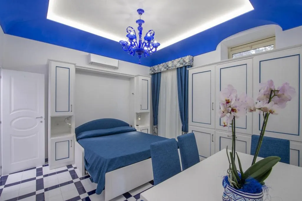Room, Villa Maria Pia, Naples