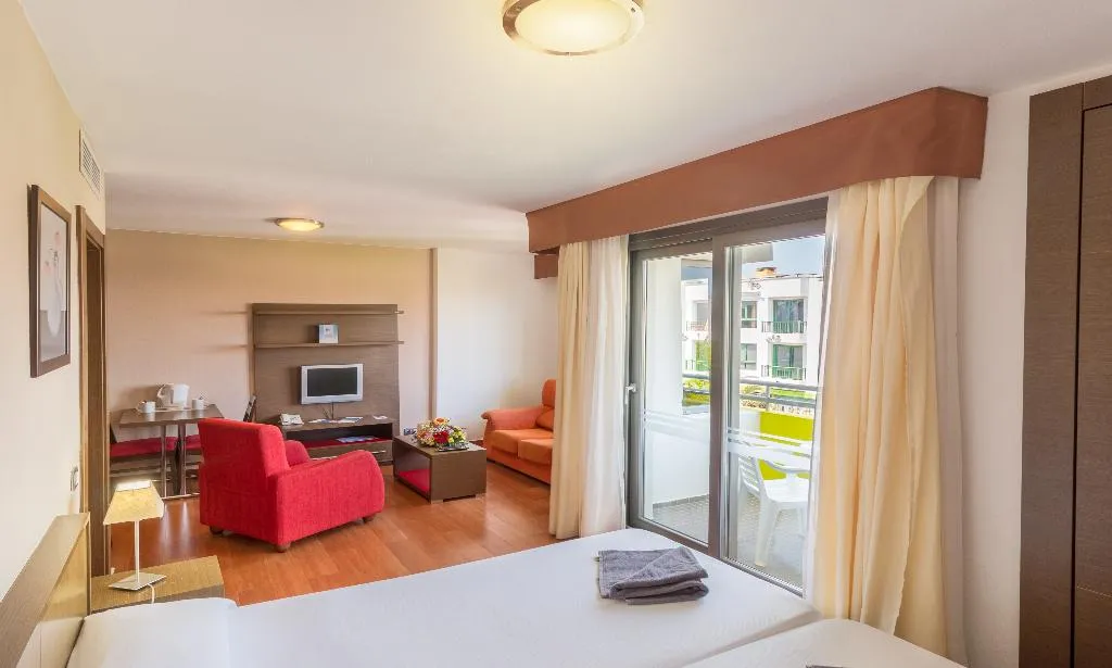 DOUBLE CAPACITY 3 Room, Hotel LIVVO Corralejo Beach, Fuerteventura