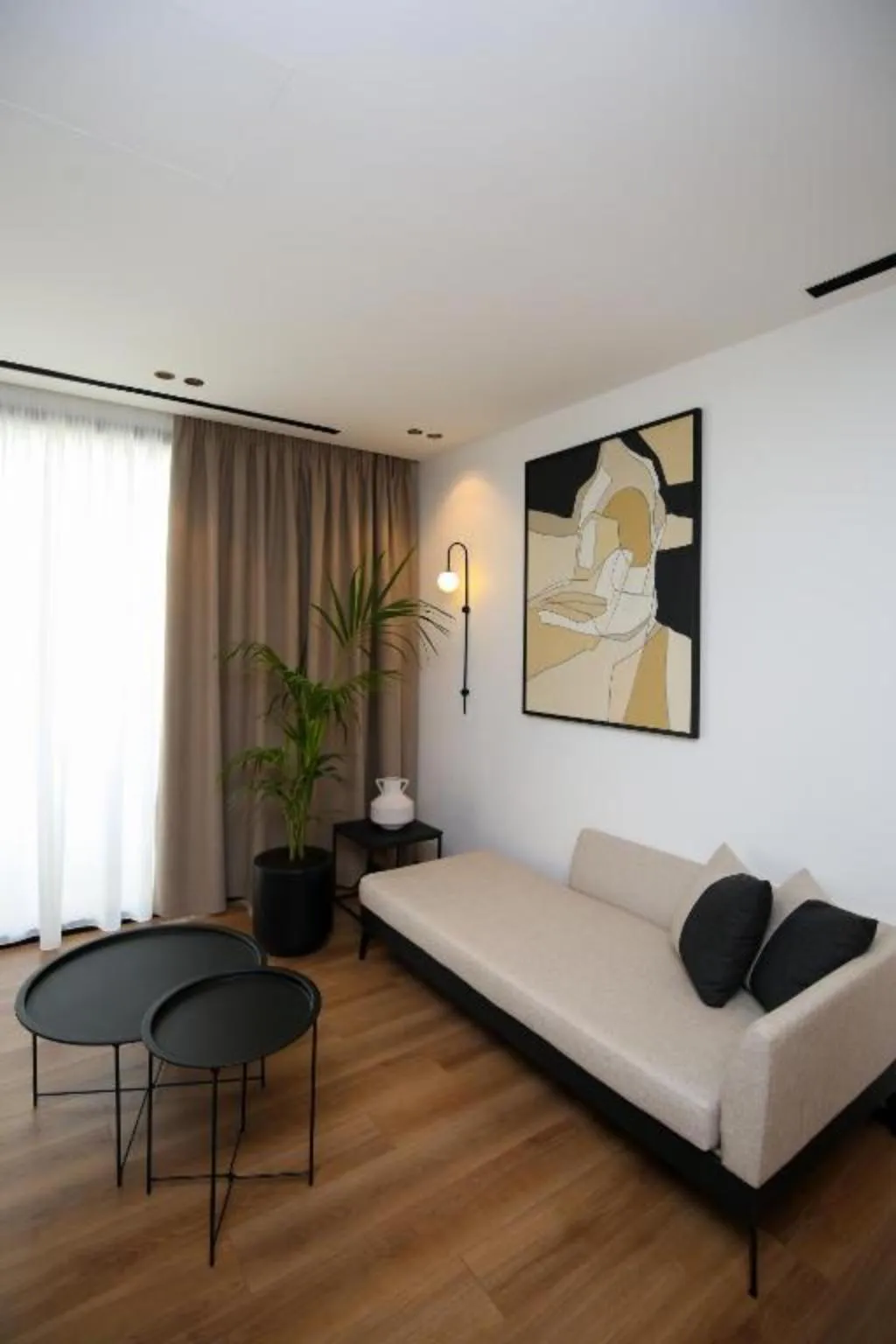 JUNIOR SUITE SEA VIEW Room, Nobus Hotel & Spa, Kavaje