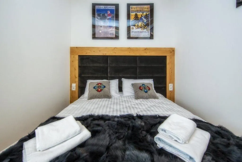 Room, ApartHotel Giewont, Krakow