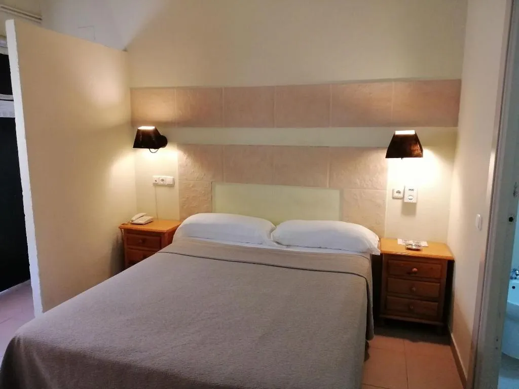 Room, Hostal Nueva Andalucía, Andalucia