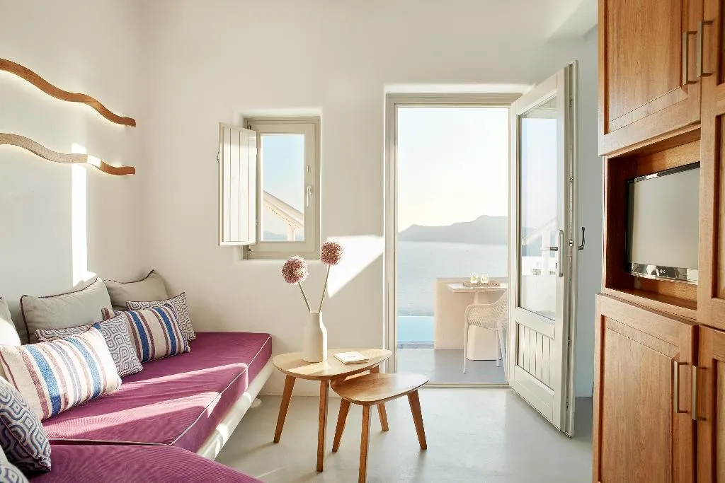 SUITE ONE BED Room, La Perla Villas and Suites, Santorini