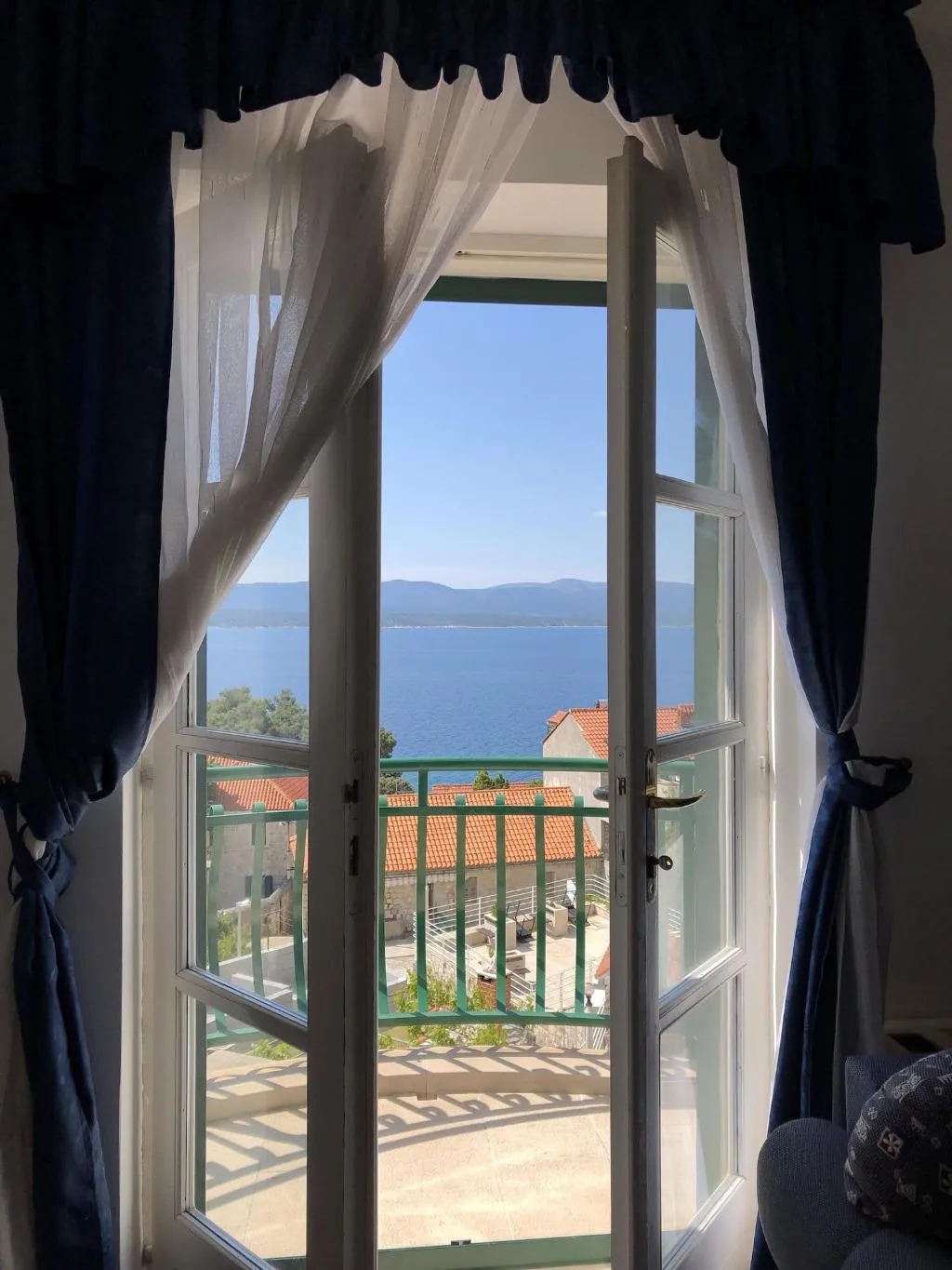 Room, Ivan, Split