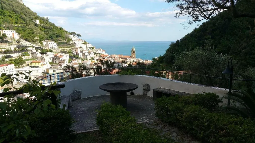 General view, Hotel Villa Annalara, Naples