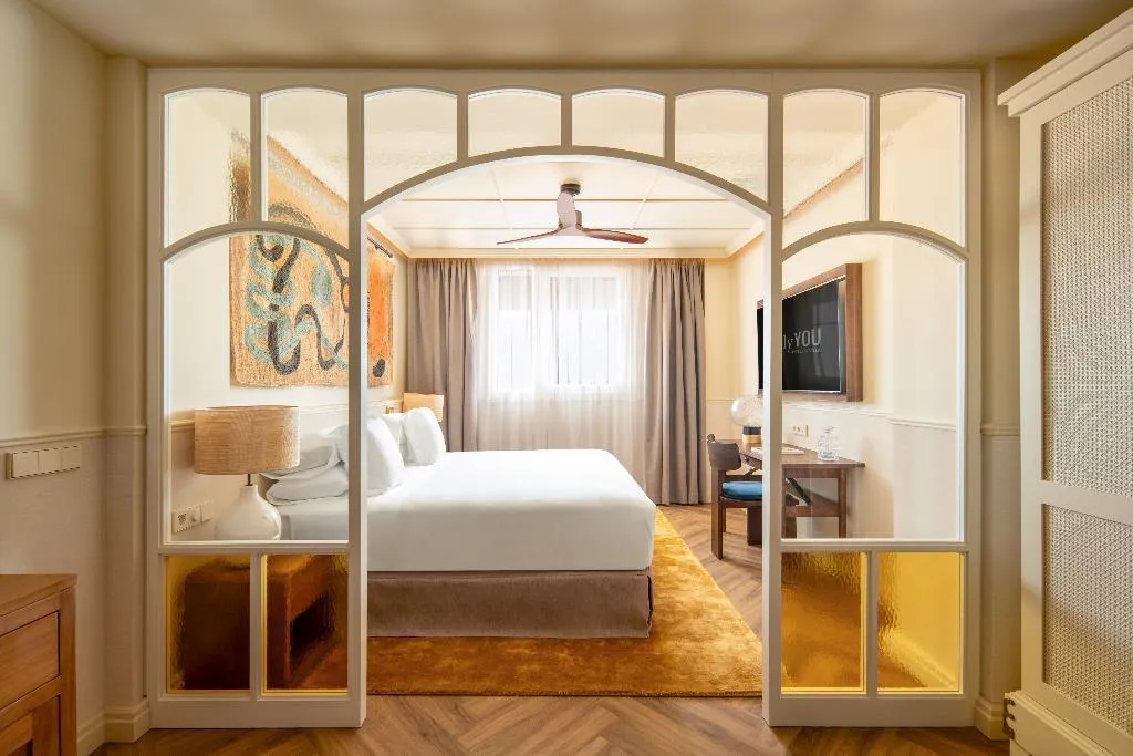 JUNIOR SUITE ONE BED Room, Only YOU Hotel Sevilla, Seville