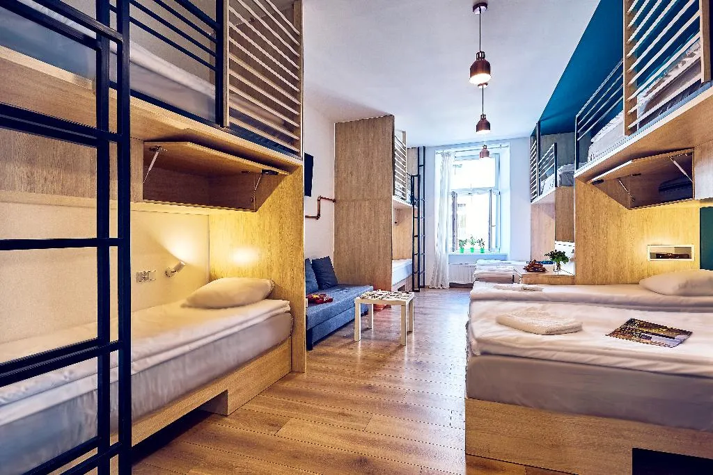 FAMILY ROOM CAPACITY 10 Room, Draggo House- Hostel, Krakow