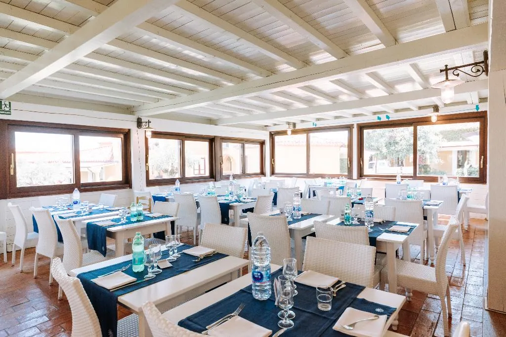 Restaurant, Valtur Sardegna Baia Dei Pini Resort, Olbia