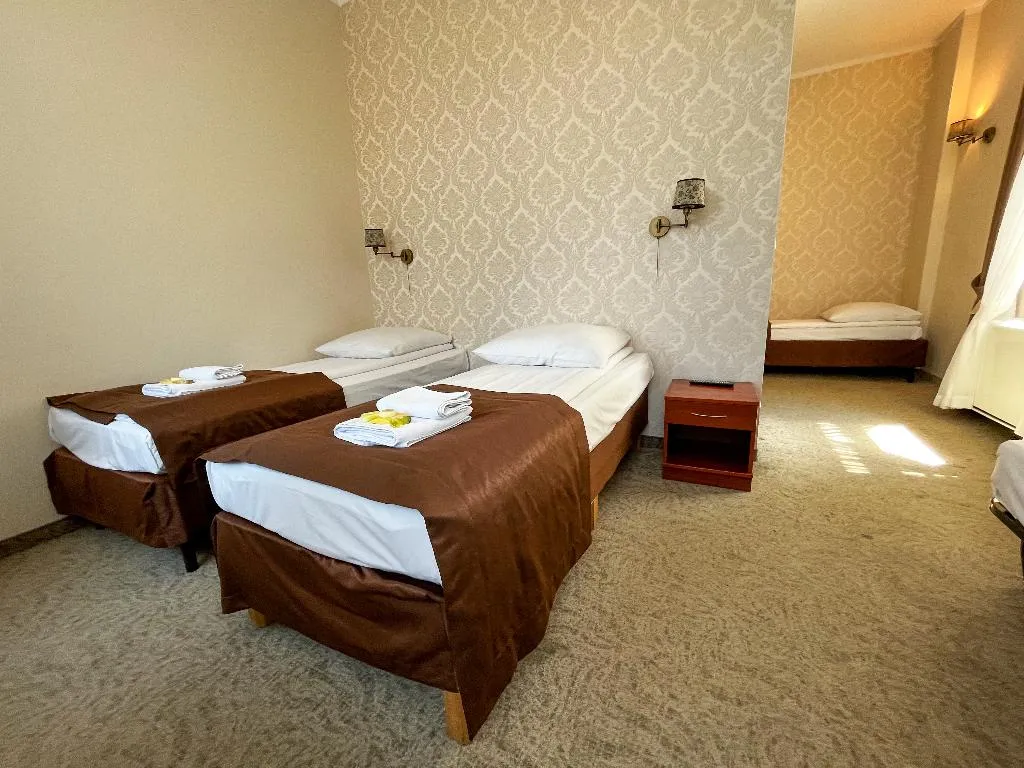 QUADRUPLE STANDARD Room, Globus Aparthotel, Krakow