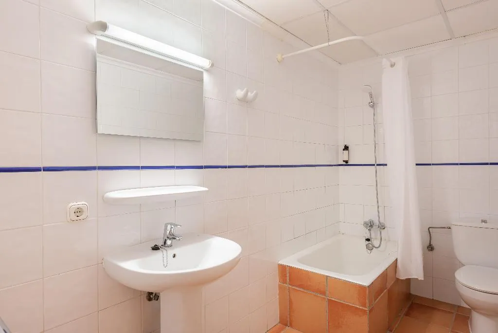 DOUBLE SINGLE USE STANDARD Room, Santuario de Lluc, Majorca