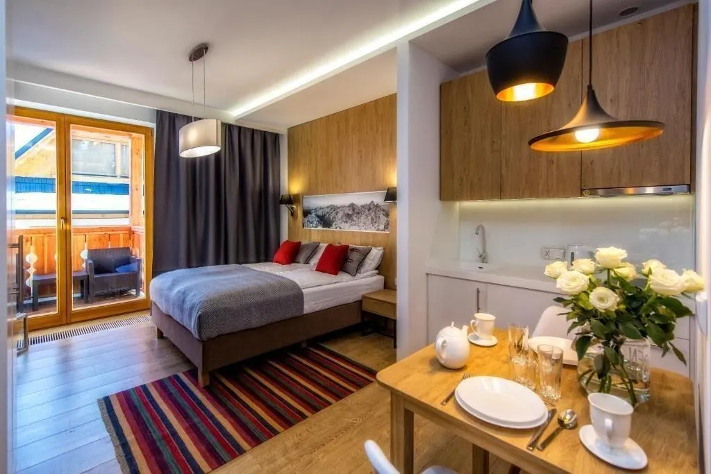 Room, ApartHotel Giewont, Krakow