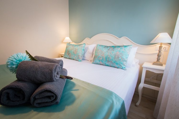 Holidays2Malaga Suites Apartments, Costa Del Sol