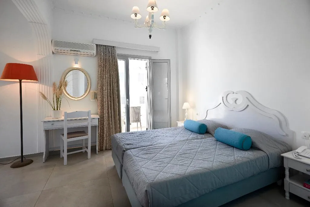 Room SUPERIOR Room, Blue Sea, Santorini