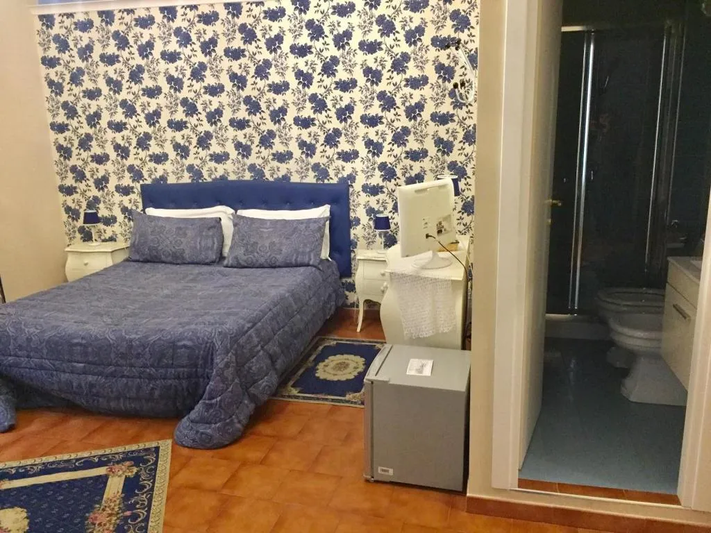 Room, B&B Speranzella, Naples