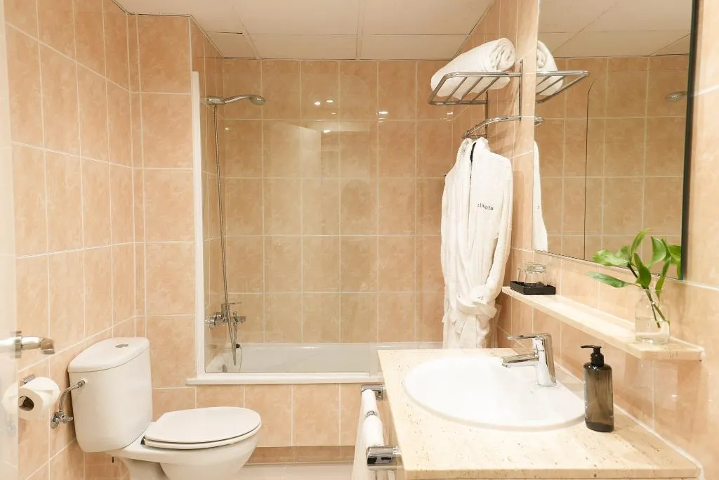 DOUBLE SINGLE USE EXECUTIVE Room, Arenas Atiram Hotel, Barcelona