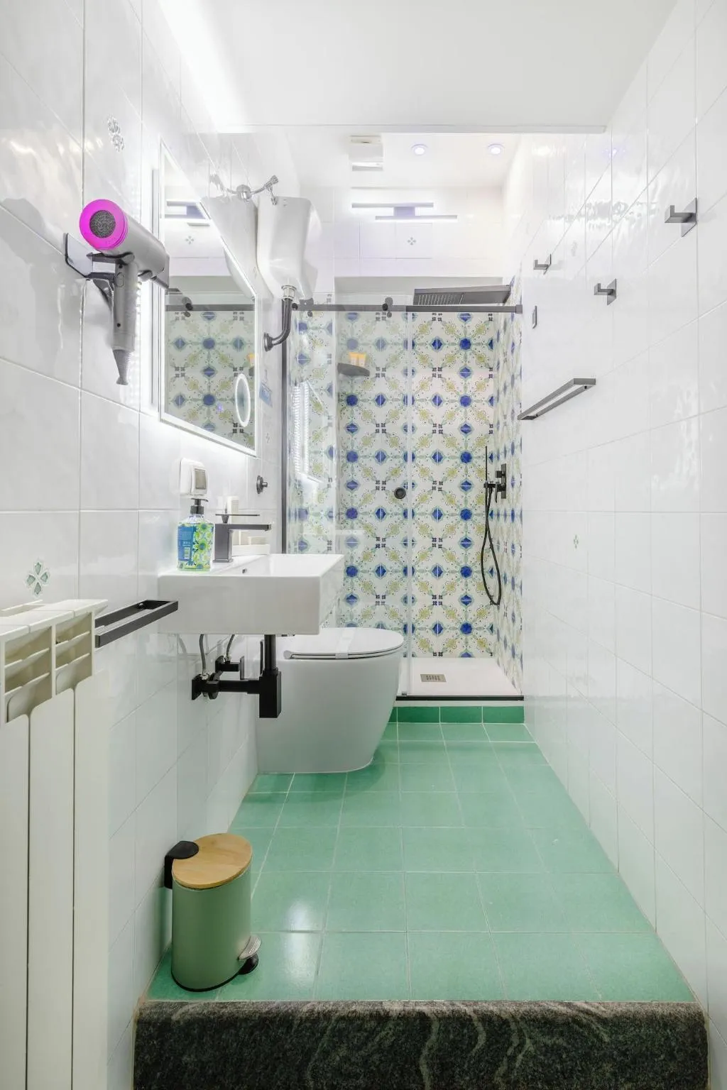 Room, Napolicentro Mare, Naples