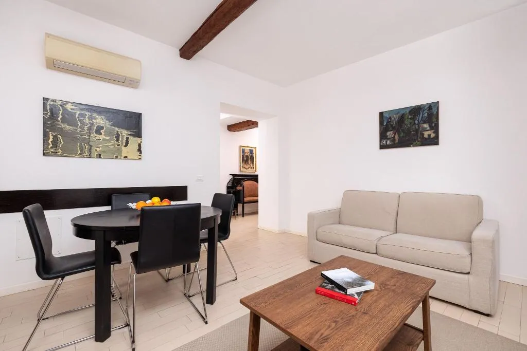 APARTMENT QUEEN BED NON SMOKING Room, Residence Ca' Foscolo, Venice