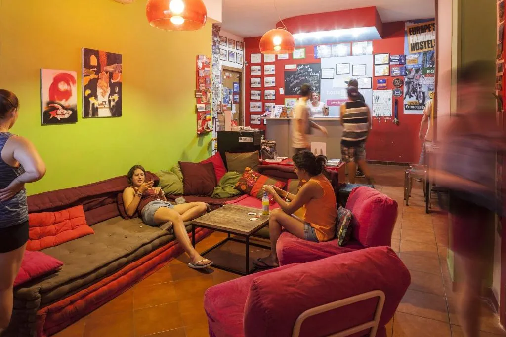 Lobby, Hostel of the Sun, Naples